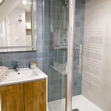Bel Espace 2/4 Pers Centre Apartman *